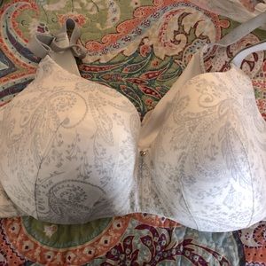 Cacique Backsmoother Underline Bra 40DD